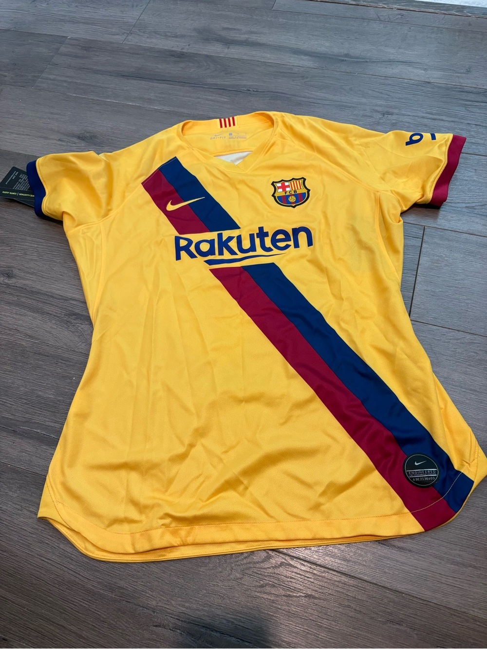 Womens Nike FC Barcelona 2019-2020 Away Jersey Size L